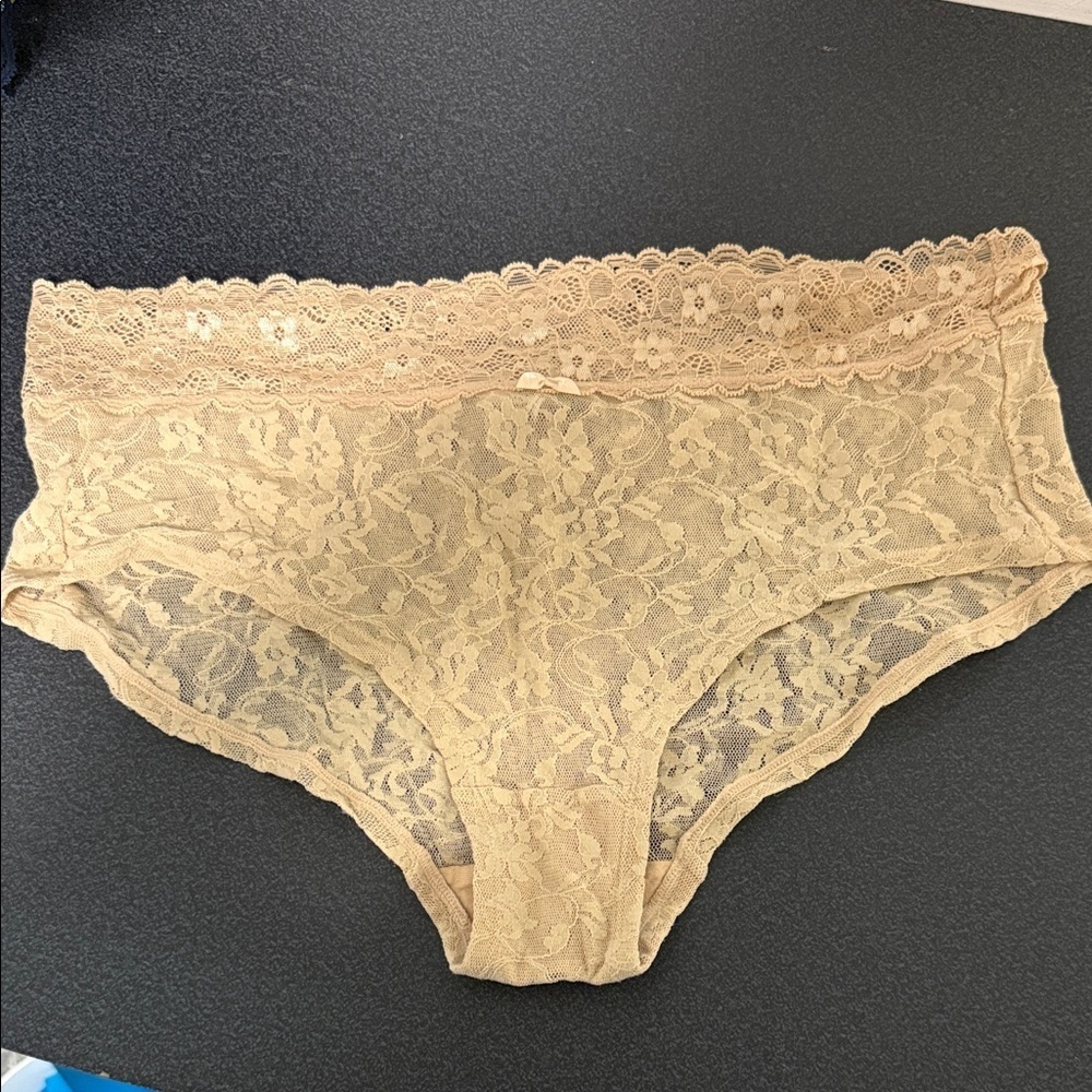 H&M Women's Lace Panties in Beige